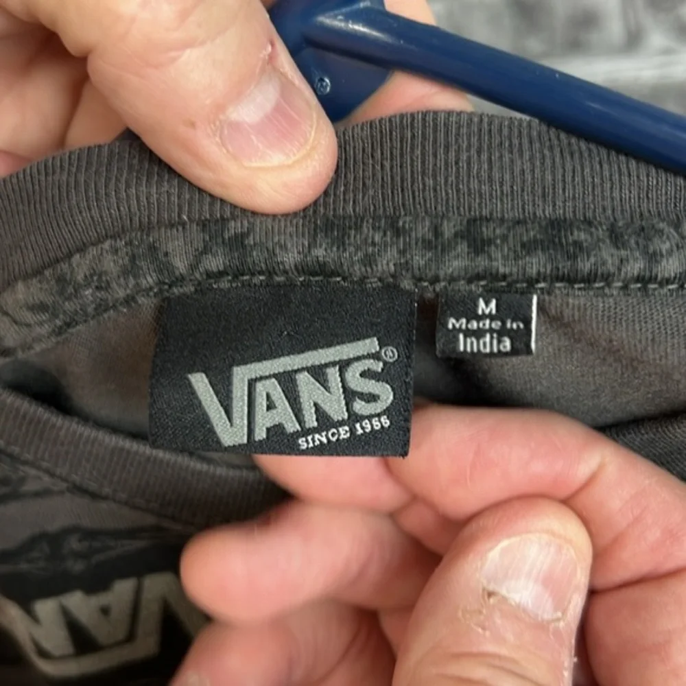 Vans - Picture 5 of 6